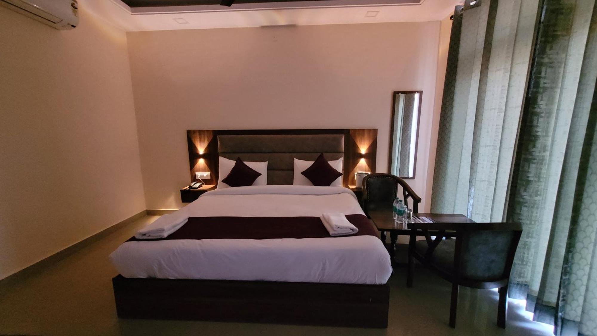 Hotel Keshav Nandan By The Shivaay Rishīkesh Buitenkant foto