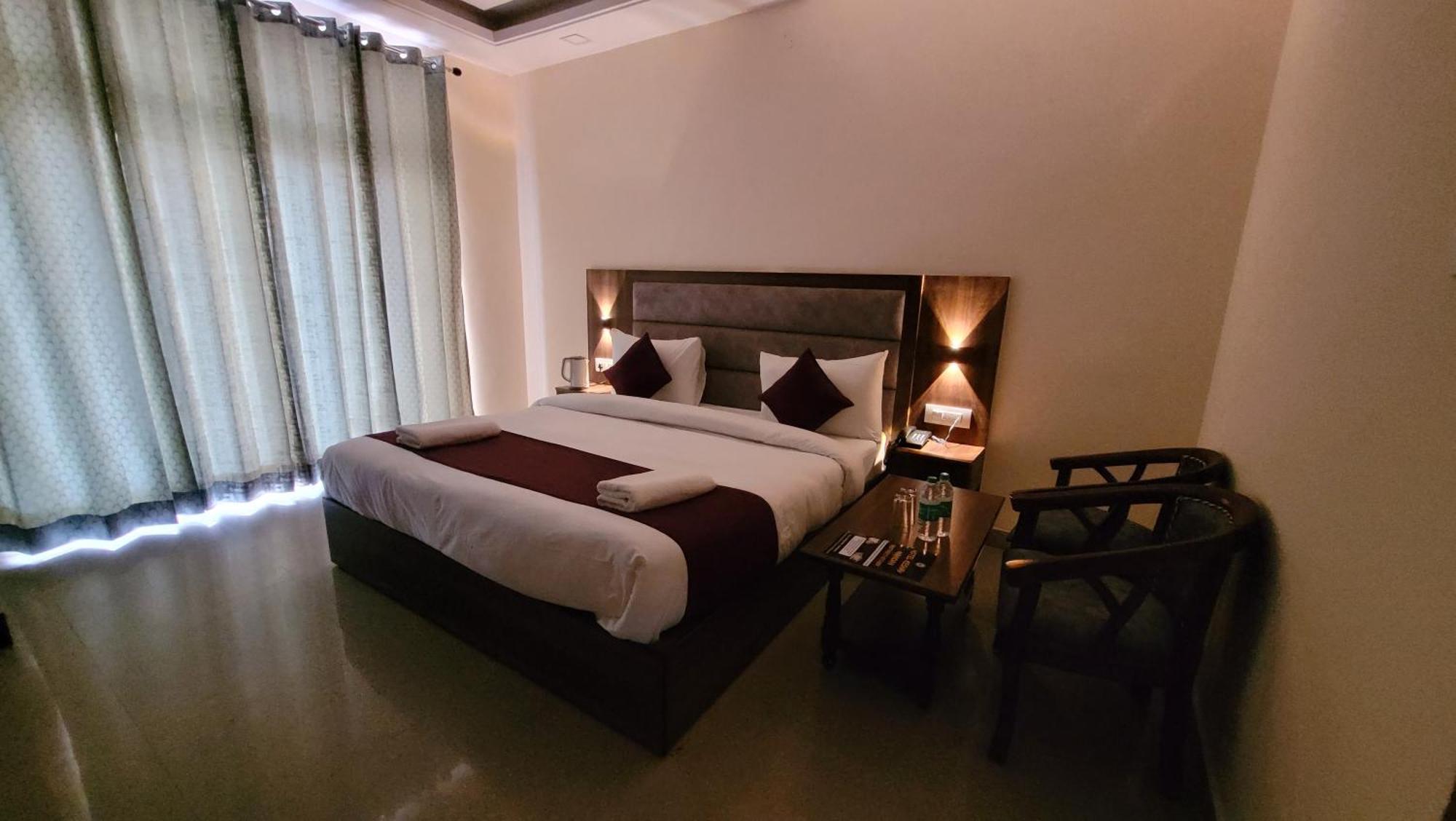 Hotel Keshav Nandan By The Shivaay Rishīkesh Buitenkant foto