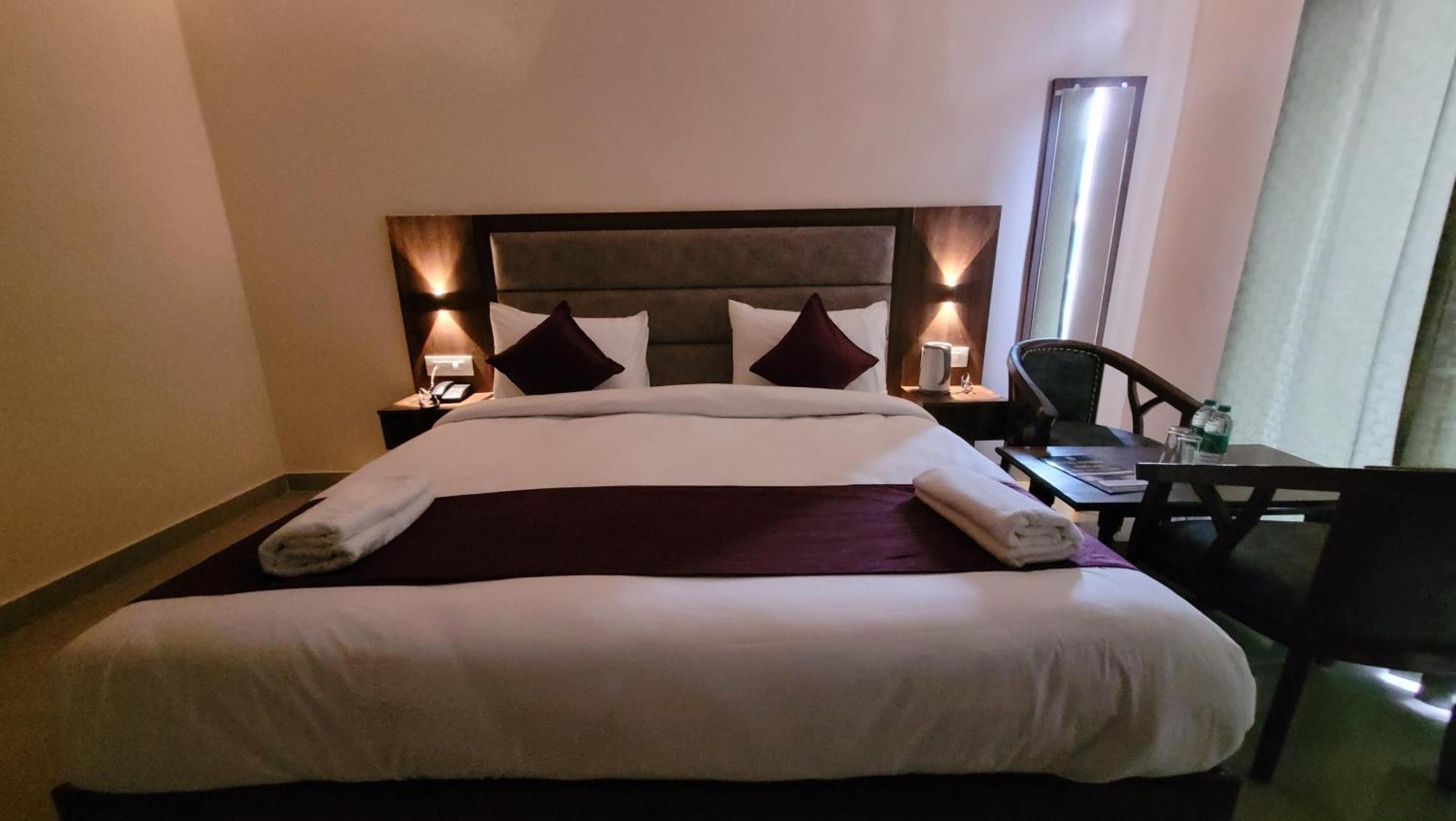 Hotel Keshav Nandan By The Shivaay Rishīkesh Buitenkant foto