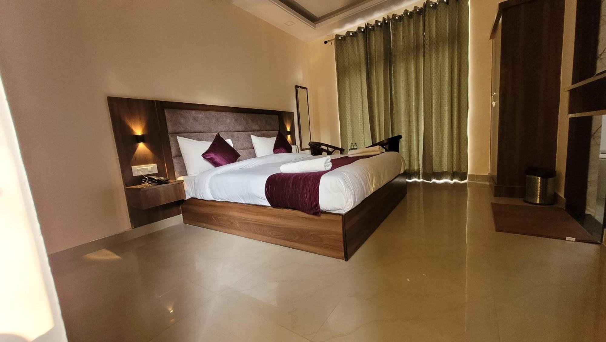 Hotel Keshav Nandan By The Shivaay Rishīkesh Buitenkant foto