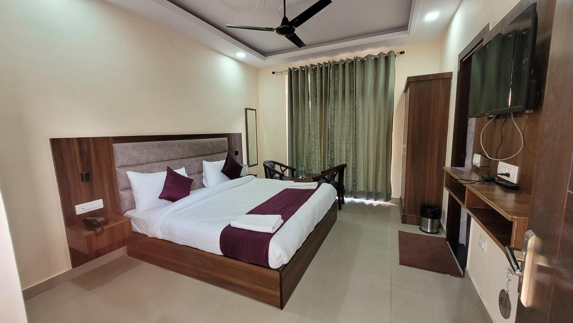 Hotel Keshav Nandan By The Shivaay Rishīkesh Buitenkant foto